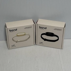 Pulsera inteligente de larga distancia Bond Touch 4 blanco y negro par de él y la suya - Imagen 1 de 11