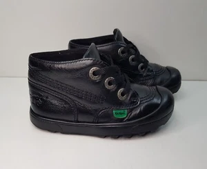 KICKERS SIZE 7UK EUR24 BOYS GIRLS BLACK LEATHER NURSERY SHOES BOOTS RUBBER TOE - Picture 1 of 17