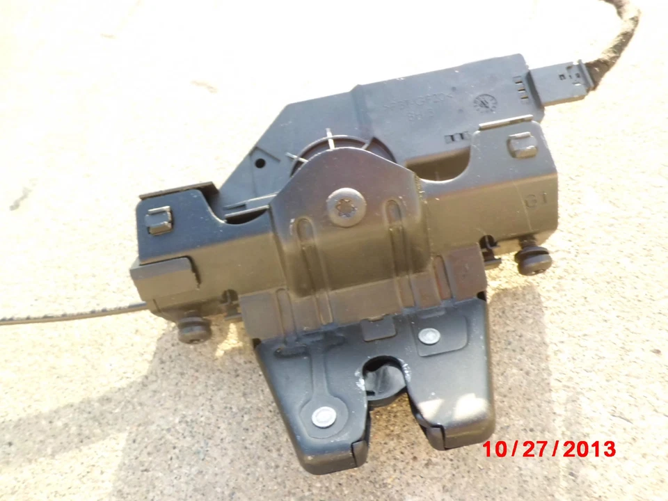 BLOQUEO DE PESTILLO MALETERO BMW E90 E92 E60 550i M5 330i 335i 328i 325i 335d 323i 528i 535i Foto 1 de 1