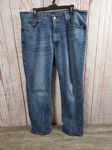 Levi's 541 Herrenjeans 38 x 32 blau sportlich schmal zulaufend mittlere Waschung Reißverschluss rote Lasche - Bild 1 von 20
