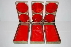 VINTAGE CABCO NO 995 FLIP UP RED FLARE & FLAGS FOLD UP SET 3 IN METAL CASE - Picture 1 of 12
