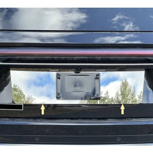 Polished License Plate Bezel for 2024-2025 Lincoln Nautilus [1pc] - Picture 1 of 2