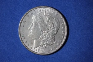 ESTATE FIND 1886- MORGAN SILVER DOLLAR #P30785 - Picture 1 of 2