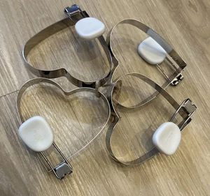 Spiegeleiform 4 Stück In Herzform, Rostfrei für Frühstück Büfett - Bild 1 von 3