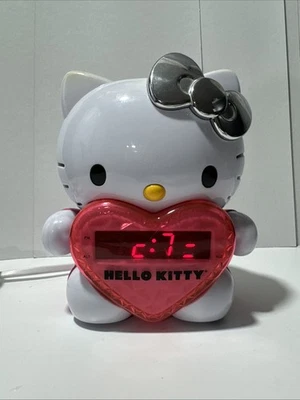 Hello Kitty Projector Alarm Clock AM / FM Radio KT2064 - Tested & Works Great! - Image 1 of 4