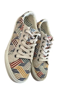 Taos Plim Soul Sneakers Womens Sz 8.5 Geometric Canvas Comfort Shoes - Picture 1 of 9