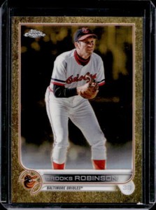 2022 Topps Chrome Gilded Brooks Robinson Gold Etch Refractor #37/99 Orioles