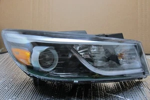 2015-16-2017 KIA SEDONA PASSENGER/RIGHT HALOGEN HEADLIGHT W/DRL OEM #92102-A9040 - Picture 1 of 12