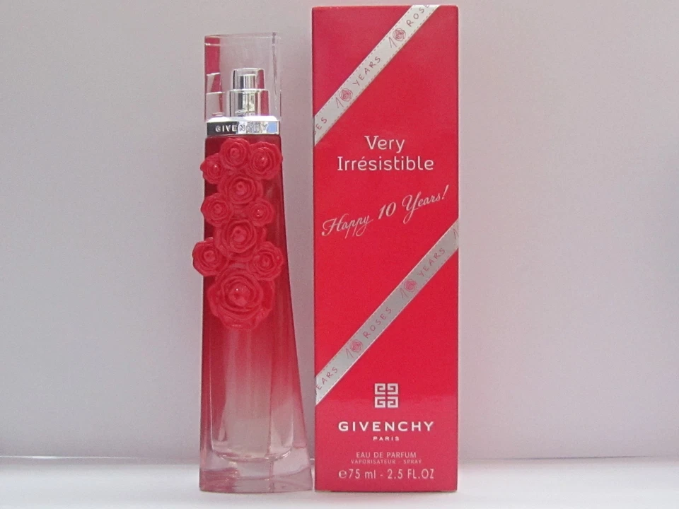 Very Irresistible Happy 10 Years by Givenchy Women 2.5 oz Eau de Parfum Spray  Foto 1 de 2