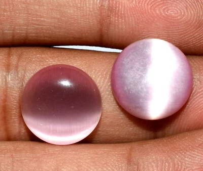 Par de gemas de cuarzo rosa ojo de gato cultivadas en laboratorio de 16,35 quilates más raras para uso en joyería Foto 1 de 4