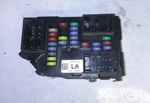 15839517_03 caja de conexiones de fusibles 2007-2009 Chevy o GMC - Imagen 1 de 5