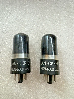 Par de tubos de vidrio negro KEN-RAD VT-107A JAN-CKR 6V6GT/G años 40 Foto 1 de 2