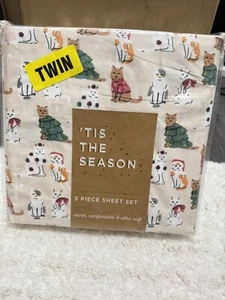 'Tis the Season Christmas Twin Size Sheet Set Cats Sweaters Hats Bows Trees Cute - Picture 1 of 2