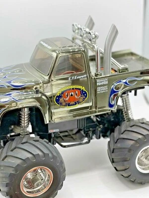 R/C 1/10 Exhaust Stacks Cen450 - Tamiya Midnight Pumpkin 4 inch with hardware - Image 1 of 4