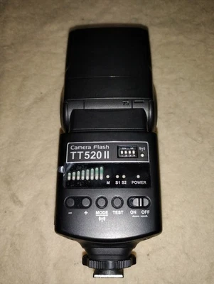 Godox Camera Flash TT520II with Wireless Signal Canon Nikon Pentax Olympus 9.5/1 - Image 1 of 4
