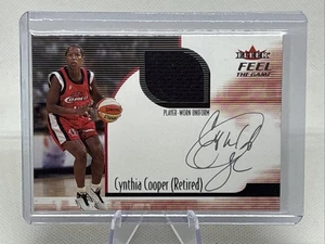 2001 Fleer Ultra WNBA Feel The Game Cynthia Cooper Comets Jersey NM+ - Picture 1 of 2