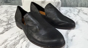 Lucky Brand Cahill schwarze Leder Slipper Halbschuhe flache Schuhe Größe 8 M m mandelförmige Spitze - Bild 1 von 6