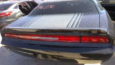 Used Deck Lid fits: 2014 Dodge Challenger R/T w/spoiler Grade A Foto 1 de 4