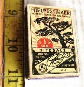 HJELPESTIKKER NIDALS + STOREBRAND SIKKERHETS SKYLD MATCHBOX {38} - Imagen 1 de 5