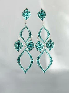💖🌟NWT Stefanie Somers Casbah Swarovski Chandelier Earrings in Blue Zircon 🌟💖 - Picture 1 of 2