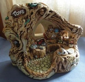 Pendelfin TOY SHOP Made in England - Picture 1 of 9