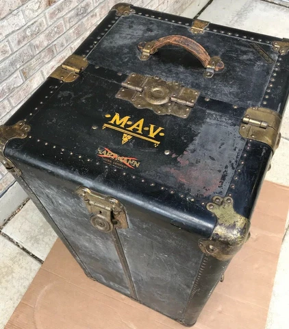 1900s ANTIQUE GIBRALTARIZED STEAMER TRUNK WARDROBE TRUNK CUSHION TOP HARTMANN Cover