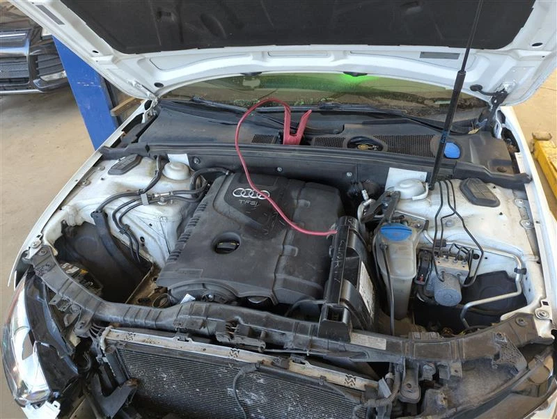 Espejo retrovisor derecho usado se adapta a: Audi A4 Power Sdn 2015 acabado pintado plegable manual Foto 1 de 4