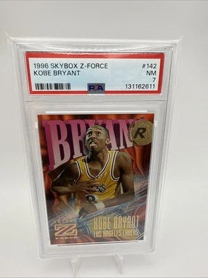 1996 Skybox Z-Force Kobe Bryant PSA 7 (RC) - Imagem 1 de 4