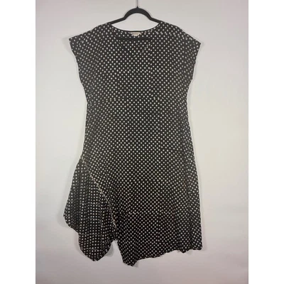 Vestido Marketplace Handwork India Mediano Negro Beige Lunares Fluido Asimétrico Foto 1 de 4