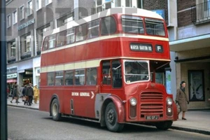 35mm Slide Devon General Leyland PD2A Massey 86GFJ 1975 Original - Picture 1 of 1
