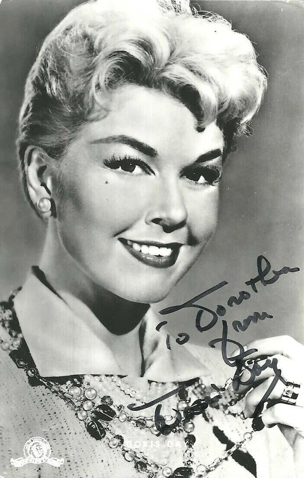 DORIS DAY Original Autogramm signierte Netter Postkarte Top Portrait - Bild 1 von 1