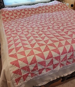 Vintage Baumwolle rosa & weiß Pin Rad Quilt 78" L mal 68" W - Bild 1 von 14