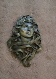 Vintage 1988 Pewter J J Fancy Lady Brooch - Picture 1 of 3