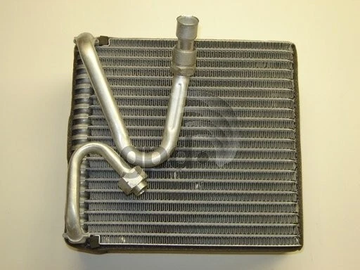 Global Parts A/C Evaporator Core for Metro, Swift, Esteem 4711291 - Image 1 of 4