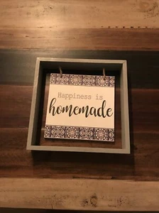 HOLZSCHILD GLÜCK IST SELBSTGEMACHT  - Bild 1 von 5