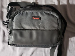 Canon Soft Padded Camcorder Carry Case with Shoulder Strap Handle and Divider - Picture 1 of 7