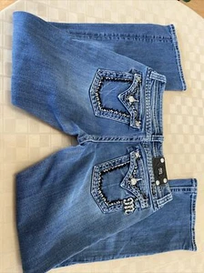 Miss Me Women's Easy Boot Denim Jeans size 27 X 29 Low Rise Medium Wash EUC - Picture 1 of 8