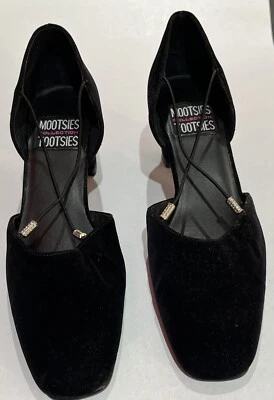 Zapatos de tacón Mootsies Tootsies negros satinados de noche con lazo talla 8,5 Foto 1 de 4