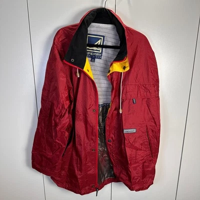 Chaqueta Sperry Top-Sider Para Hombres Grande Roja Chaqueta de Lluvia Rompevientos Preparación Náutica Foto 1 de 4