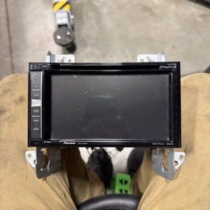 Pioneer AVIC-5200NEX 6.2" In-Dash Navigation AV Receiver - Black - Picture 1 of 3