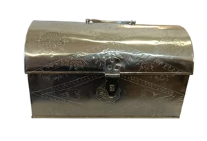 Vintage Aufbewahrungsbox mit Gravur und Griffen Blech Schatzkiste silber - Bild 1 von 10