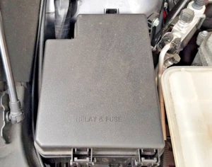 Lexus NX300H 2014 - 2021 2.5 HYBRID RELAIS SICHERUNGSKASTEN - Bild 1 von 3