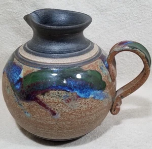POTTERY PITCHER JUG EWER w/ HANDLE GLAZED BROWN BLUE GREEN SIGNED STONEWARE - Picture 1 of 16