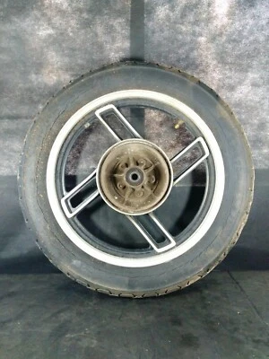 Llanta trasera Yamaha Vision XZ550 XZ 550 1982 18" 2,15x18 buje fabricante original tambor seca  Foto 1 de 4