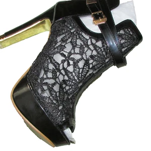 ladies high heels black paten leather & lace w/gold trim - bridal or prom (clst) - Picture 1 of 9