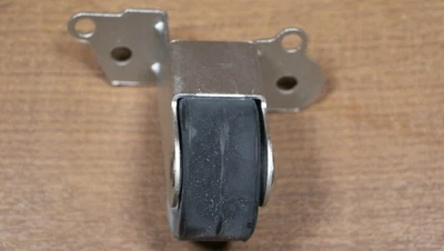 8K0253144E SOPORTE SILENCIADOR ESCAPE ORIGINAL PARA AUDI A4,RS4/A5,RS5/Q5/MACAN Foto 1 de 4