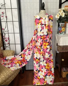 VTG 70s Wom Estim.M Homemade Bright Floral Maxi Cape Dress Perfect For Hawaii - Picture 1 of 10
