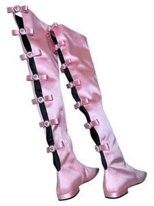 Stivali al Ginocchio Versace x Dua Lipa Rosa Satin con Fiocchi Medusa - Imagen 1 de 11