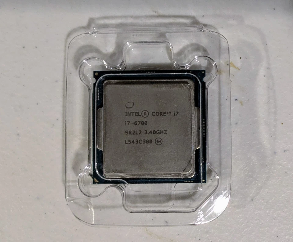 Procesador Intel Core i7-6700 SR2L2 CPU de 3,40 GHz Foto 1 de 1
