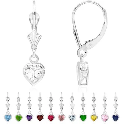 Pendientes colgantes de oro blanco de 14 quilates con bisel de corazón piedra de nacimiento con cierre de palanca de 5 mm Foto 1 de 4